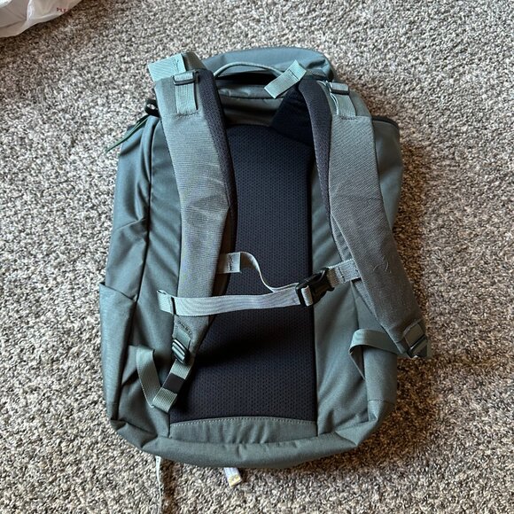 Mystery Ranch Back pack - Picture 8 of 10